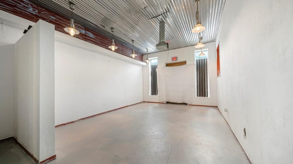 3202 White Oak Dr, Houston TX 77009-7630 exterior