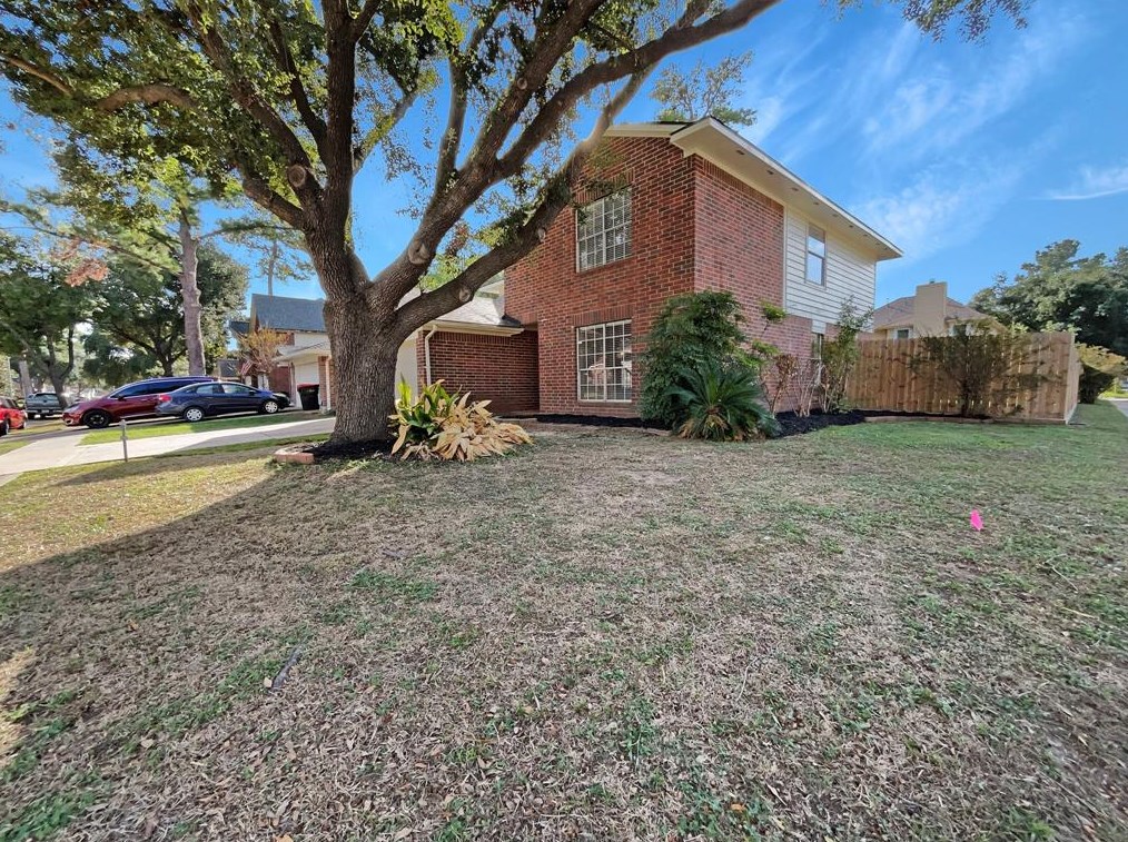 10531 Bushy Crk Dr, Houston TX  77070-4790 exterior