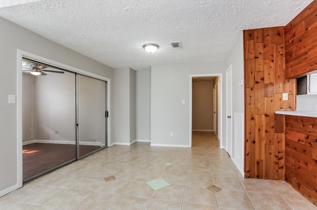 8815 Brummel Dr, Houston TX  77099-1119 exterior