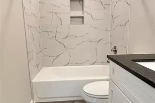 688 Swallow Dr, Palacios, TX 77465 - Photo 13