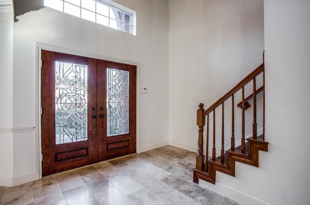 1211 Trace Dr, Houston TX  77077-2237 exterior