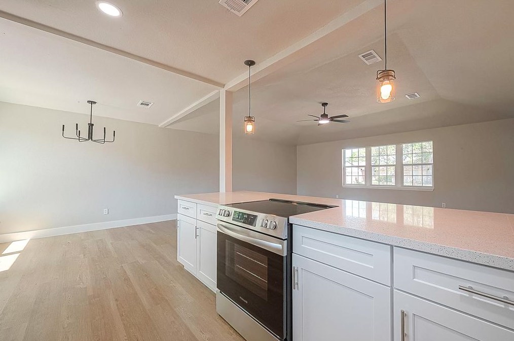 2650 Kodiak Ct, Houston TX  77067-1021 exterior