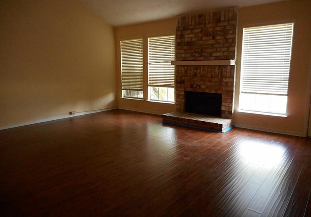 9631 Stockwell Dr, Houston TX  77083-5940 exterior