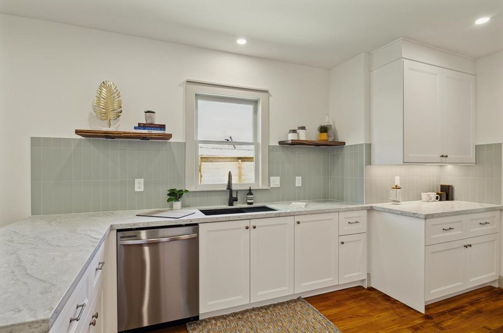 1142 Louise, Houston TX 77009-2958 exterior