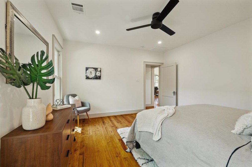 1142 Louise, Houston TX 77009-2958 exterior