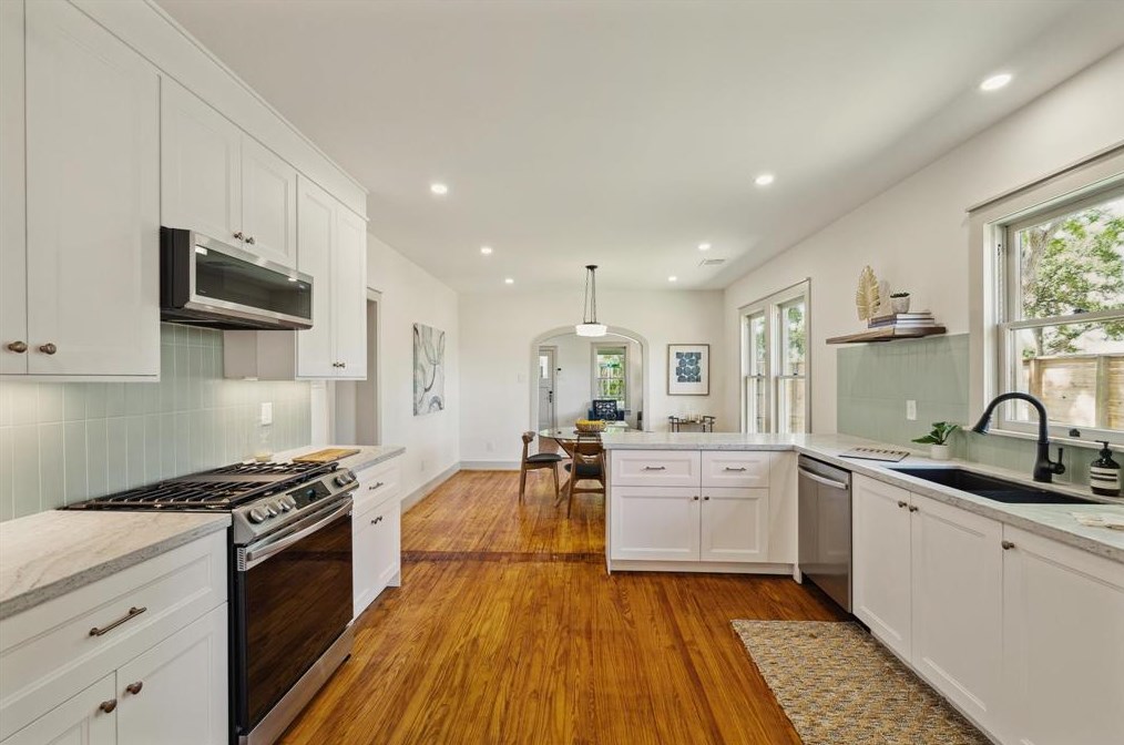 1142 Louise, Houston TX 77009-2958 exterior