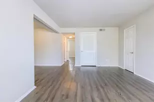 3218 Green Lakes Dr, Virginia Beach, VA 23452 - Photo 7