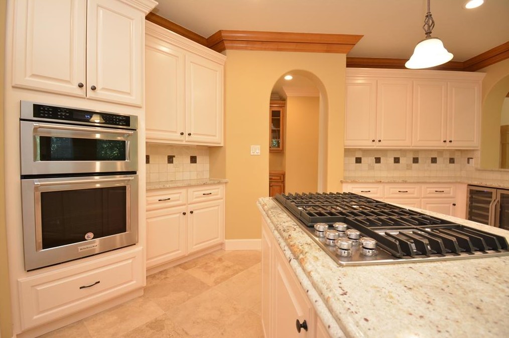 807 Marywood Chase, Houston TX  77079-4200 exterior