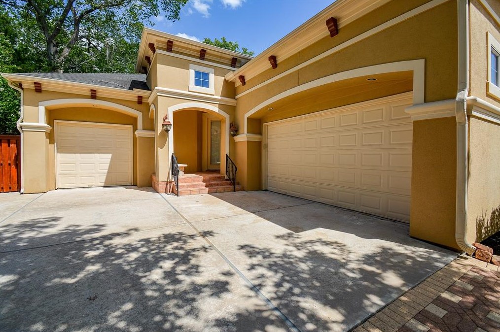 807 Marywood Chase, Houston TX  77079-4200 exterior