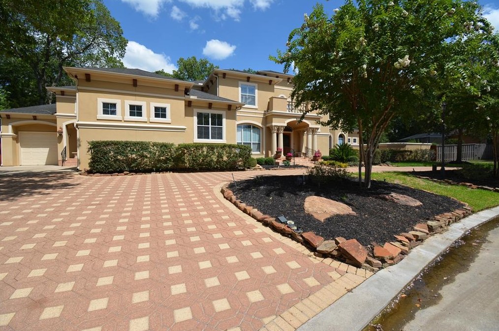 807 Marywood Chase, Houston TX  77079-4200 exterior