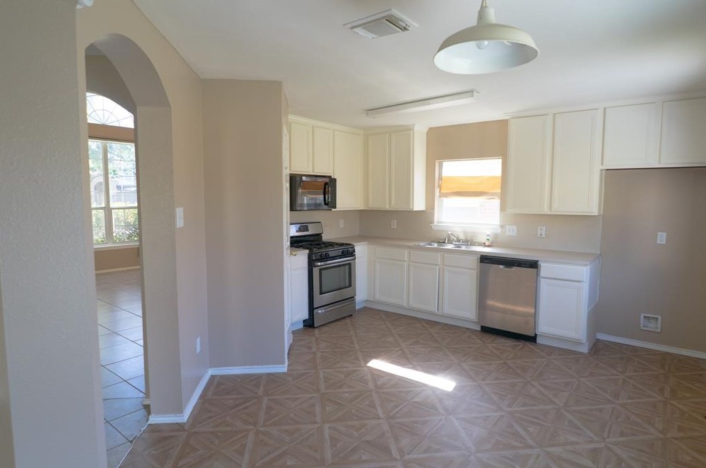 735 Hillock Bluff Cir, Houston TX  77073-5483 exterior