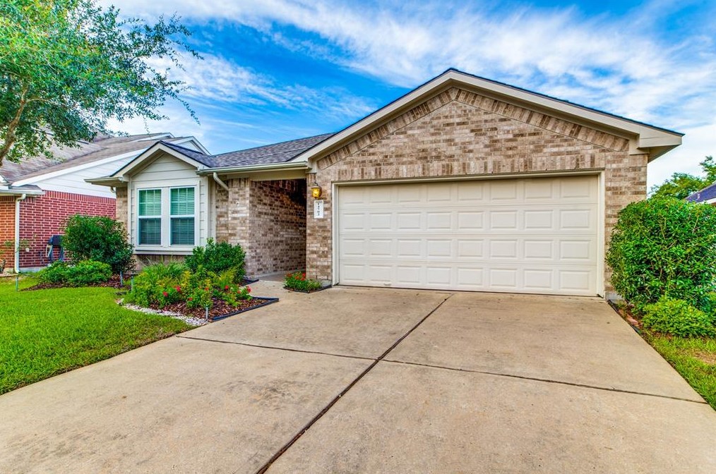 14702 Emerald Cypress Ln, Cypress TX  77429-4611 exterior