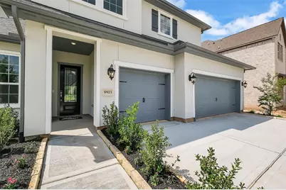 9923 Hunters Run Drive, Missouri City, TX 77459 - Photo 3
