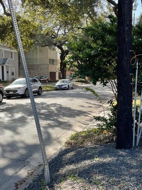 4310 Mount Vernon St, Houston TX  77006-5839 exterior