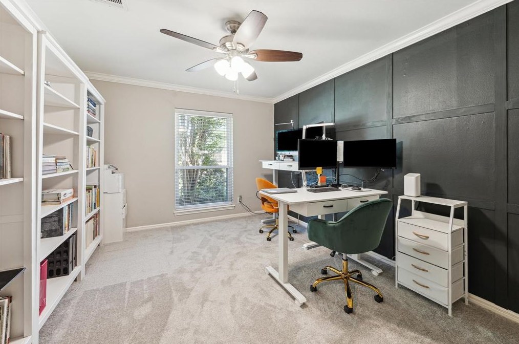 9835 Emnora Ln, Houston TX  77080-4422 exterior