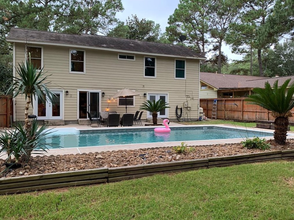 6 Fairmeade Bend Dr, Spring TX  77381-2522 exterior