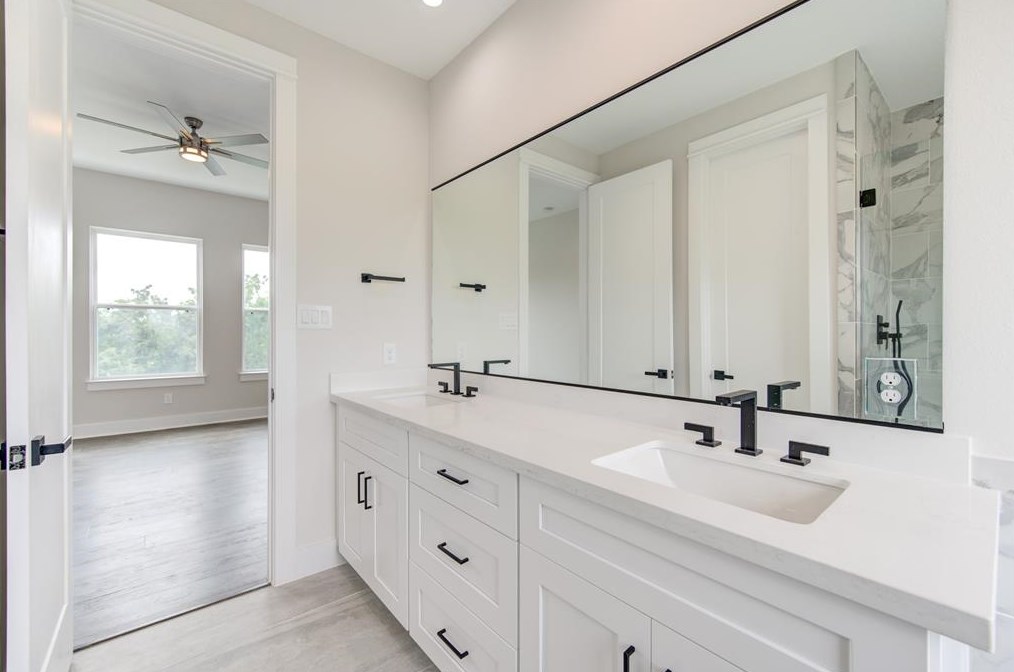3549 Cline St, Houston TX  77020-5924 exterior