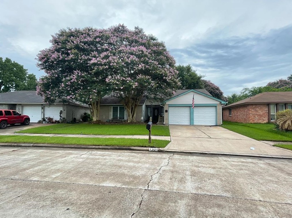 7331 Sonnet Glen Ln, Houston TX  77095-1270 exterior