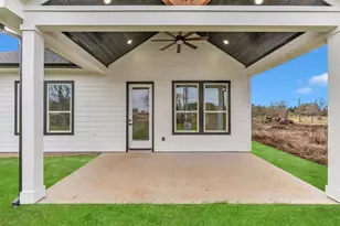 610 Sharon St, Prairie View, TX 77484 - Photo 7
