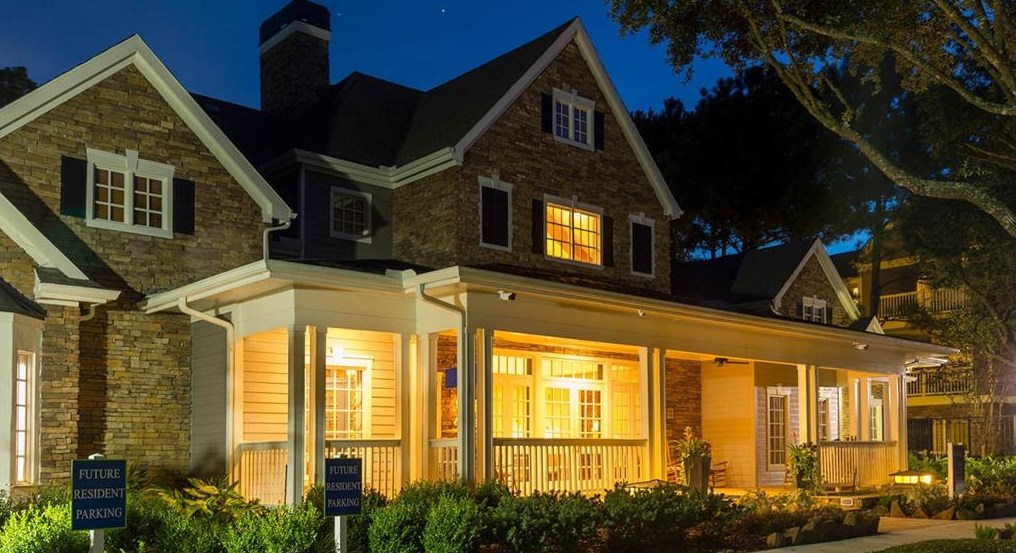 938 Kingwood Dr, Humble TX  77339-4445 exterior