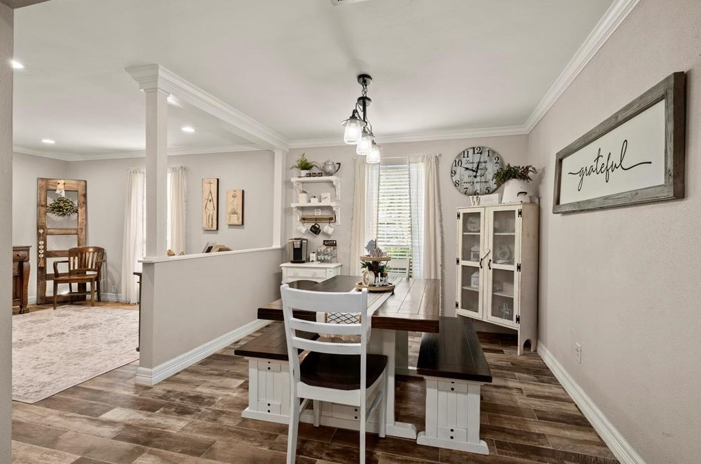 2211 Silver Oaks St, Roman Forest TX 77357-3105 exterior