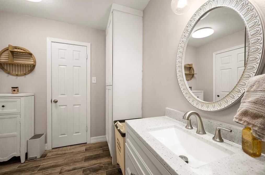 2211 Silver Oaks St, Roman Forest TX 77357-3105 exterior