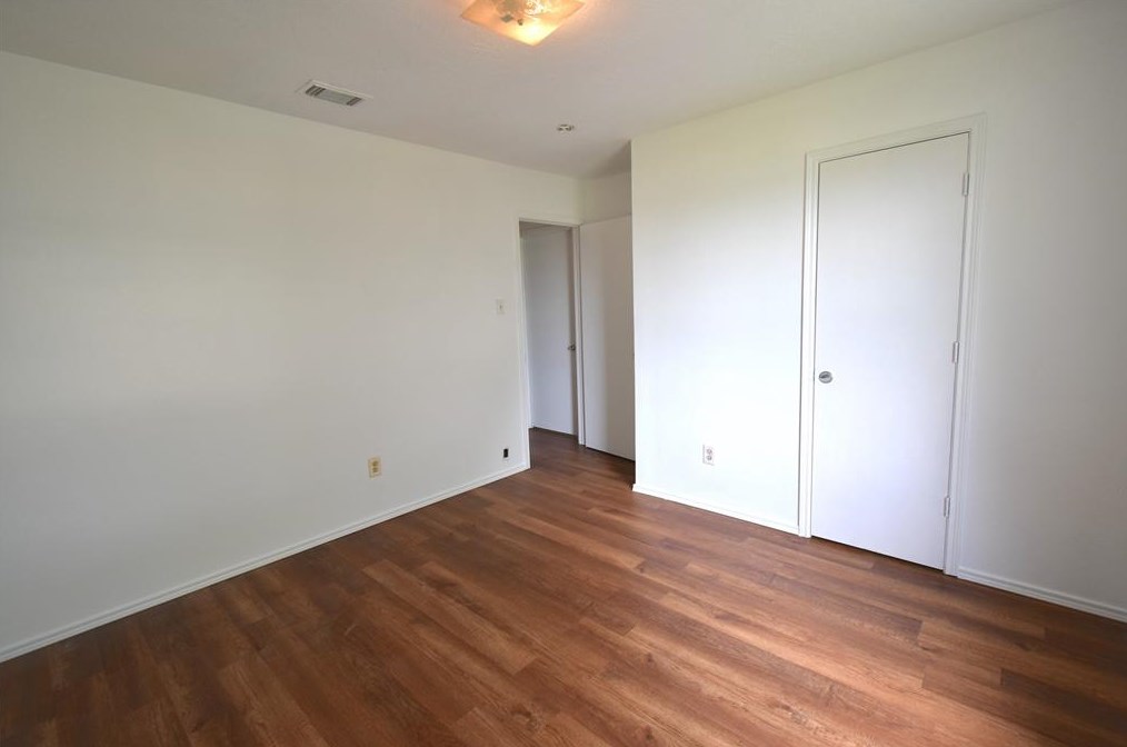 926 Rock Dr, Houston TX  77073-5322 exterior