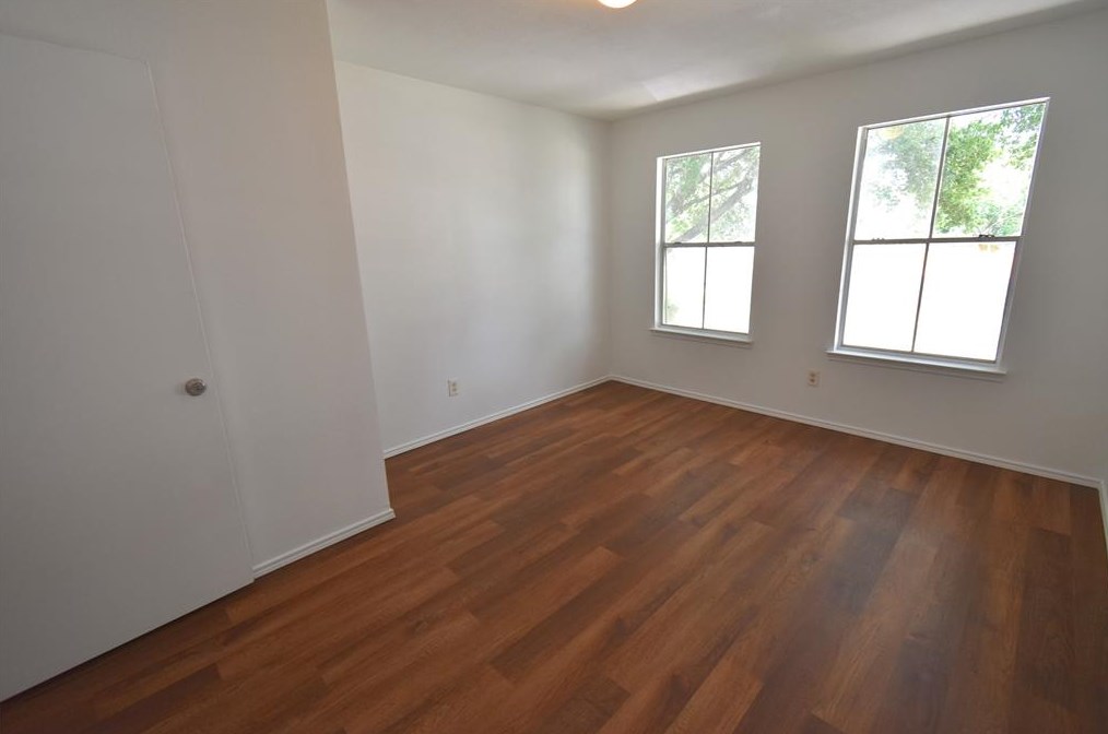 926 Rock Dr, Houston TX  77073-5322 exterior