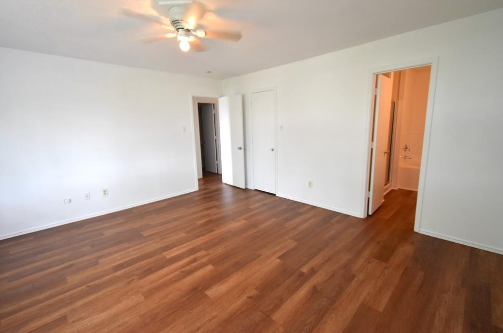 926 Rock Dr, Houston TX  77073-5322 exterior