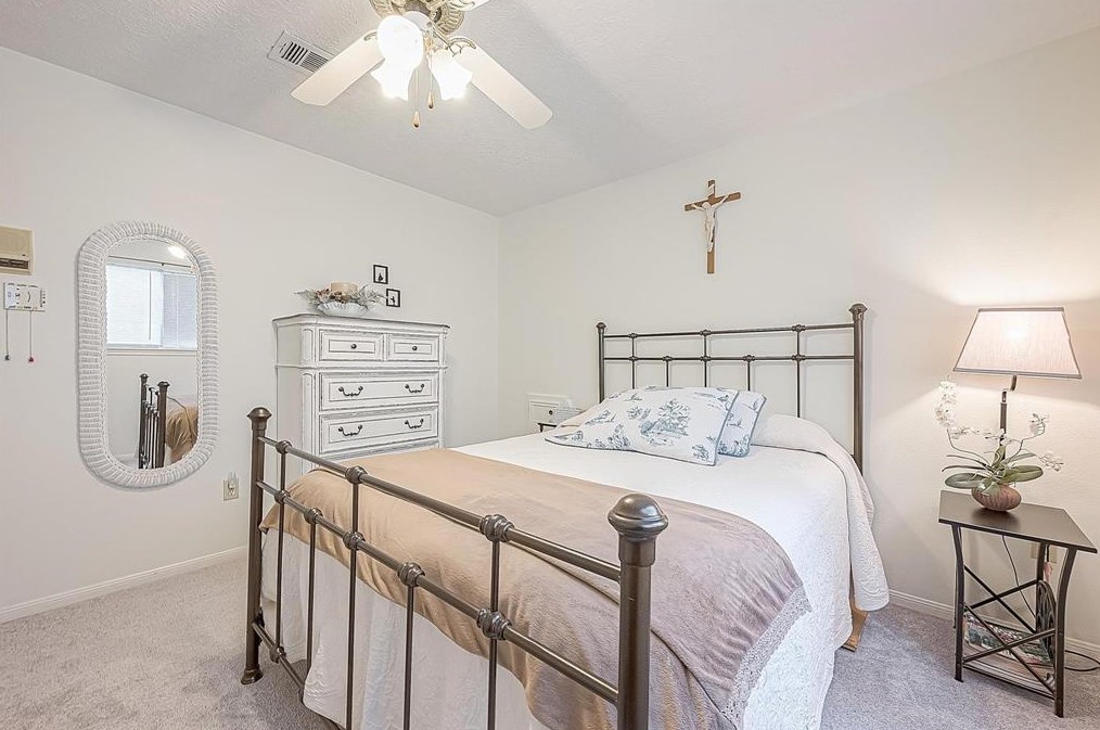 11518 Normont Dr, Houston TX  77070-2958 exterior