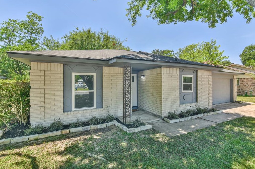 12519 Dakar Dr, Houston TX  77065-2403 exterior