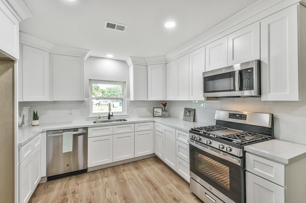 12519 Dakar Dr, Houston TX  77065-2408 exterior