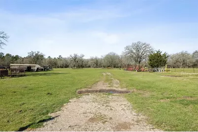 128 Duke Road Road, Bedias, TX 77831 - Photo 37