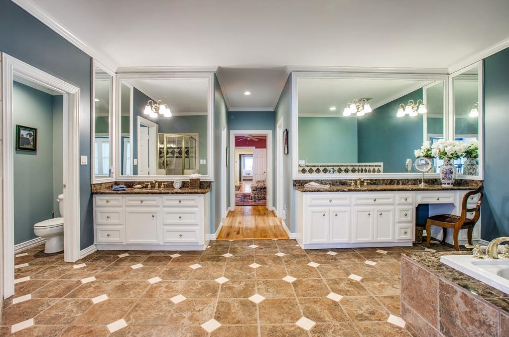 425 Marshall, Houston TX  77006-4607 exterior