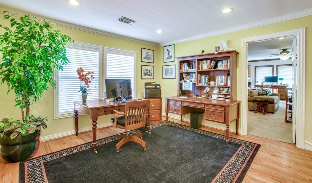 425 Marshall, Houston TX  77006-4607 exterior
