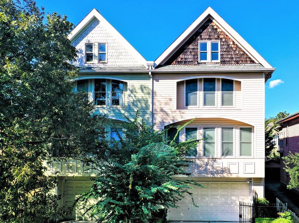 425 Marshall St, Houston TX  77006-4516 exterior