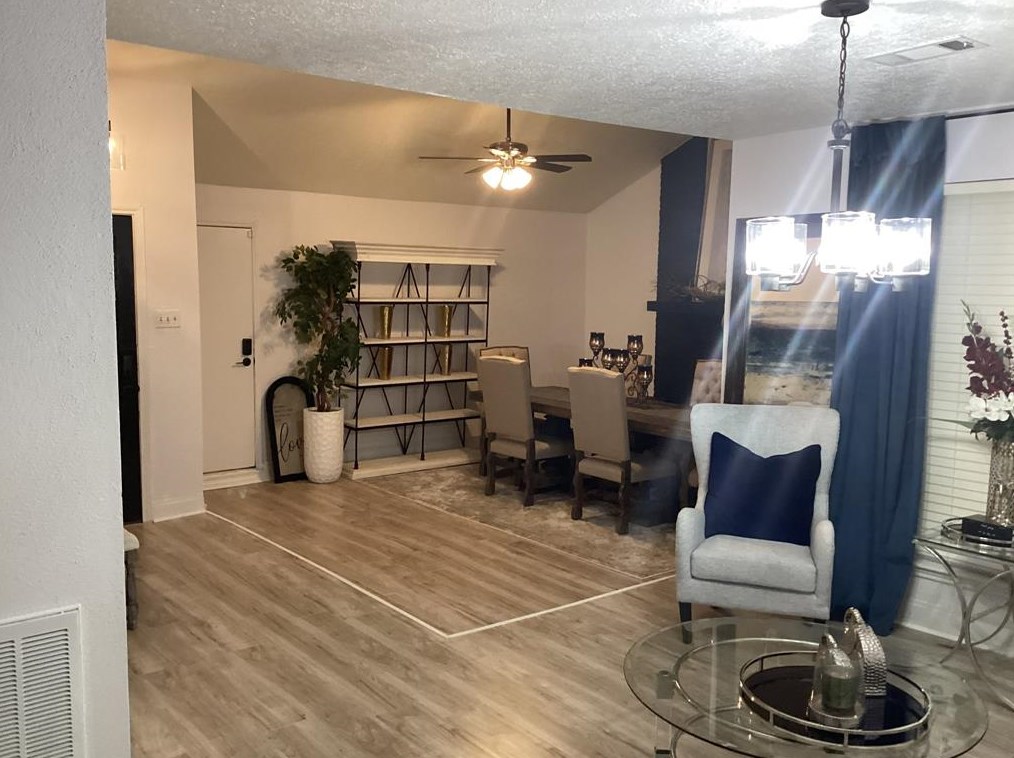 3610 Mayfield Oaks Ln, Houston TX  77088-5641 exterior
