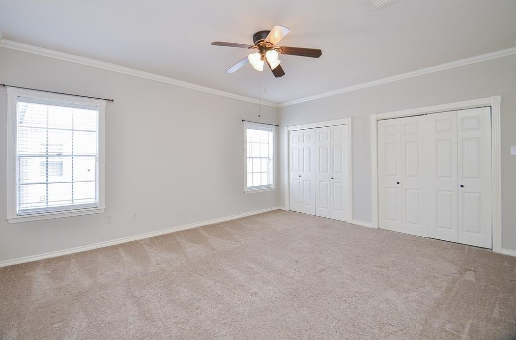 414 Wilcrest Dr, Houston TX  77042-2739 exterior