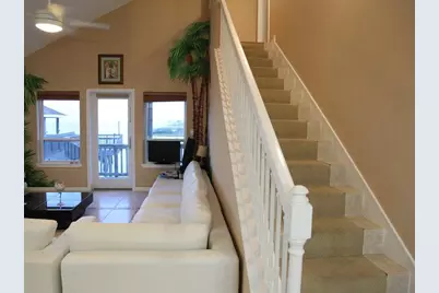 3722 Laguna Drive, Galveston, TX 77554 - Photo 9