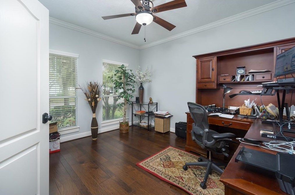 8822 Grn Castle Way, Houston TX 77095-4813 exterior