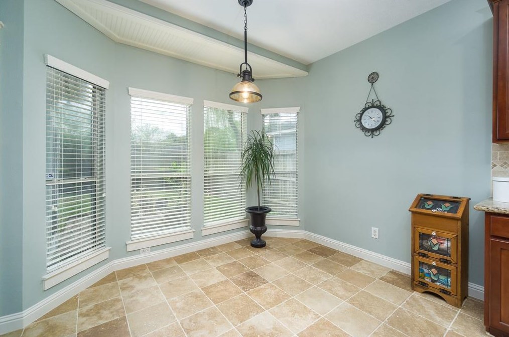 8822 Grn Castle Way, Houston TX 77095-4813 exterior