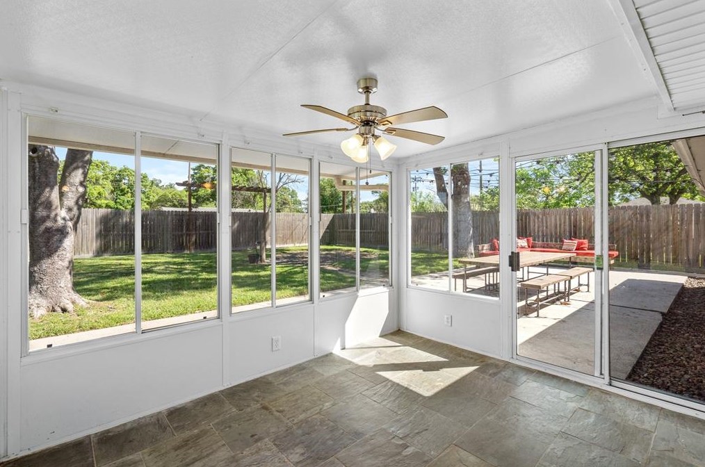 9110 Theysen Dr, Houston TX  77080-3021 exterior