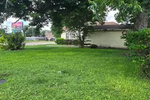 1609 Cavalcade St, Houston, TX 77009 - Photo 3