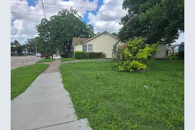 1609 Cavalcade Street, Houston, TX 77009 - Photo 5