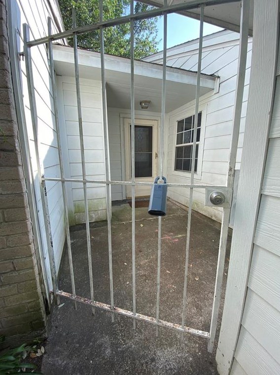 19251 Cypress Canyon Dr, Katy TX  77449-4038 exterior