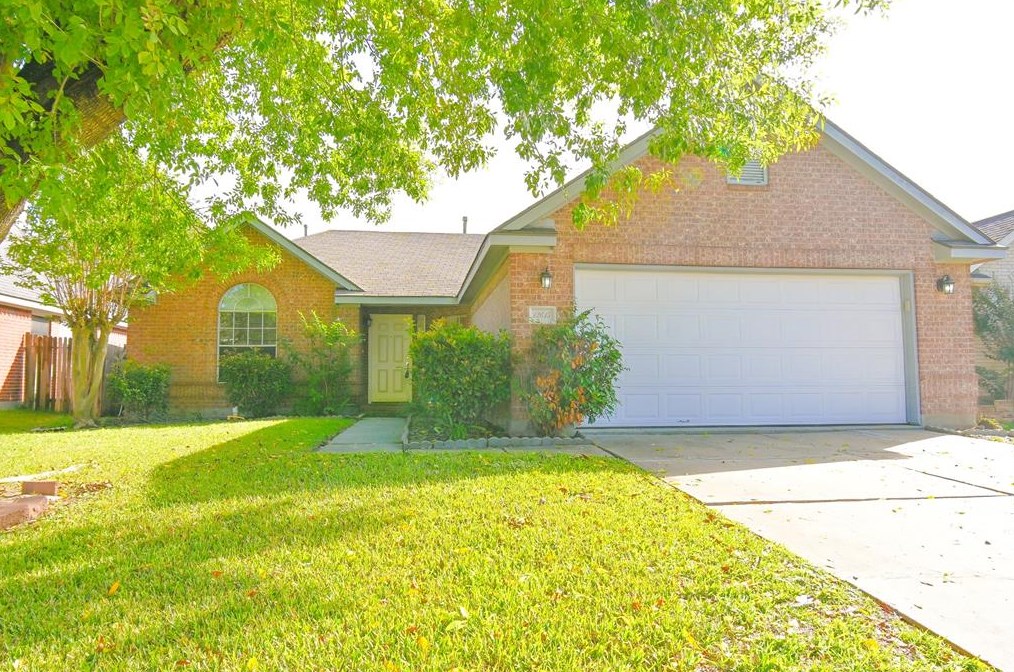 12615 Orchard Summit Dr, Sugar Land TX  77498-7364 exterior