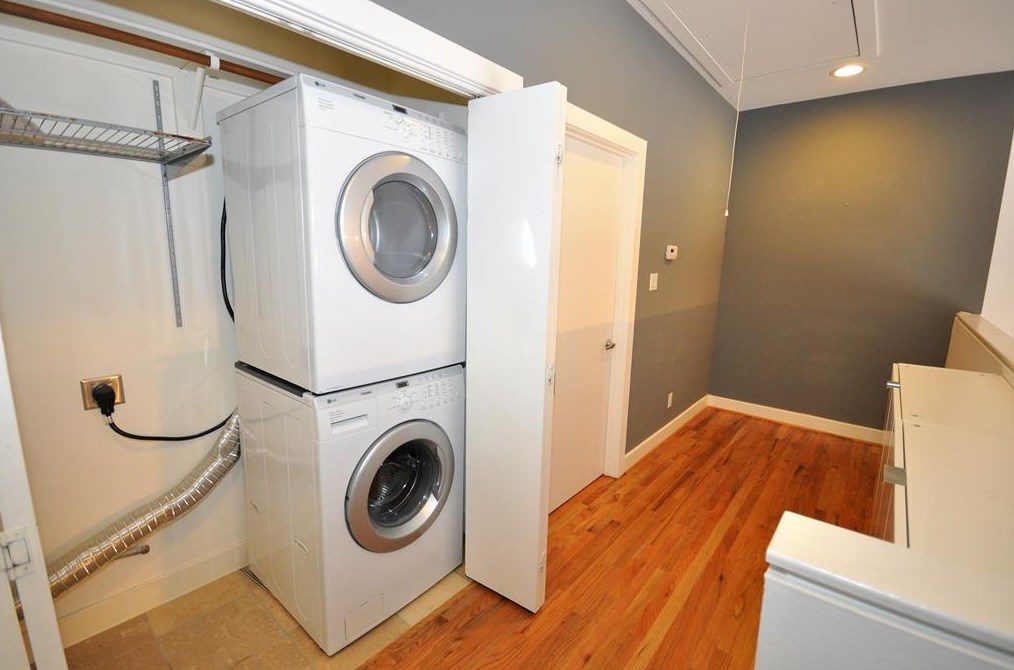 4447 Eigel St, Houston TX  77007-3522 exterior