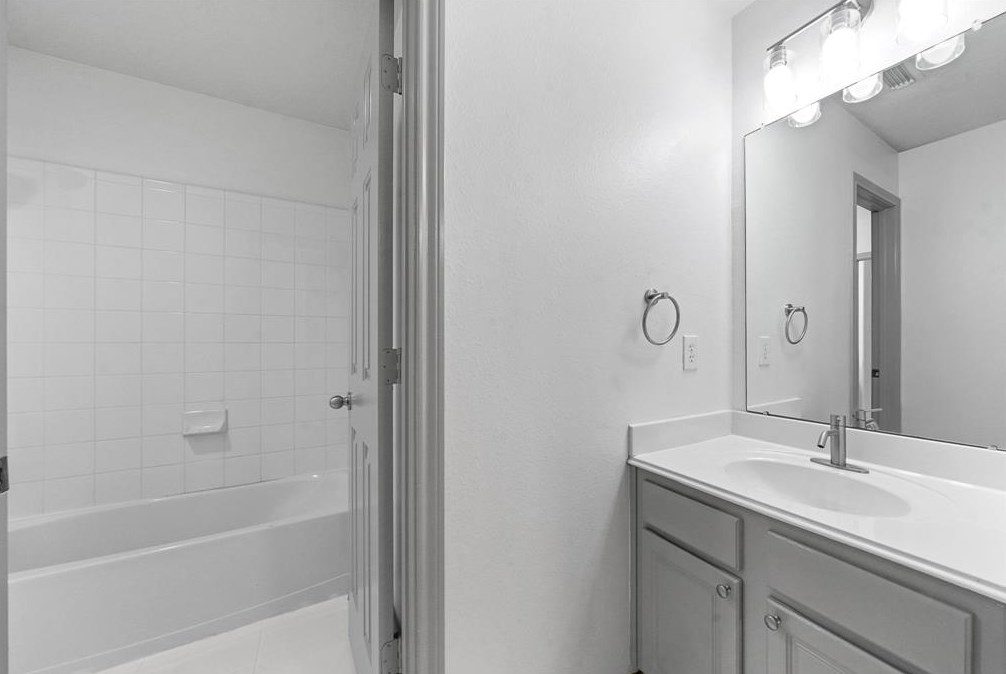 26937 Carriage Mnr Ln, Humble TX 77339-6203 exterior