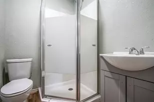 229 Bishop, Livingston, TX 77351 - Photo 3