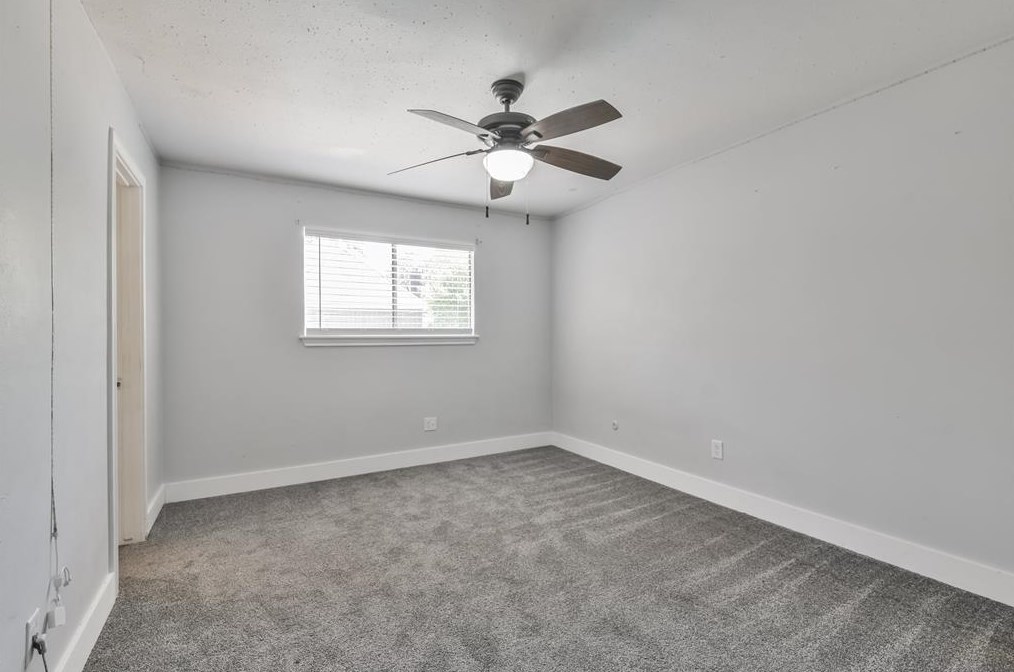 17519 Sugar Pne Dr, Houston TX 77090-2053 exterior